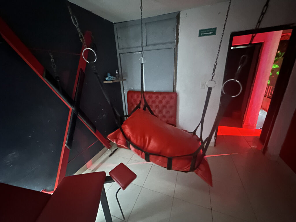 Columpio del sillon rojo club