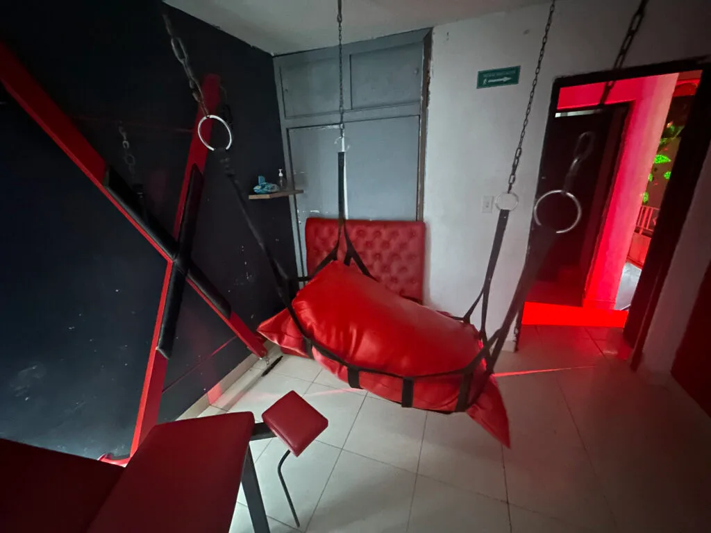 Columpio del sillon rojo club